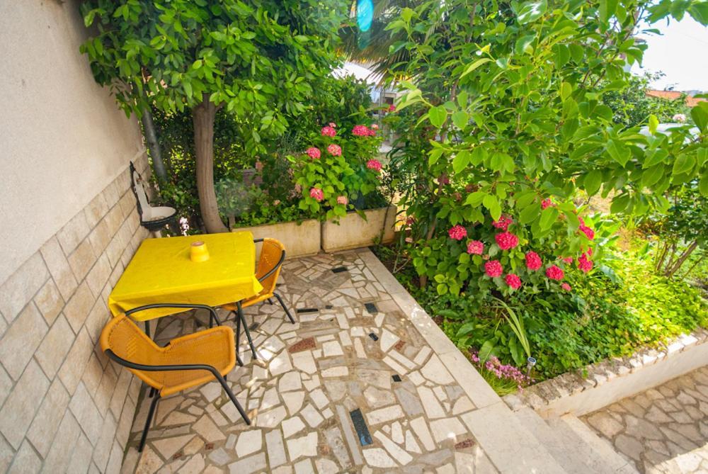 Appartamento Haus Silvia Rovigno Esterno foto